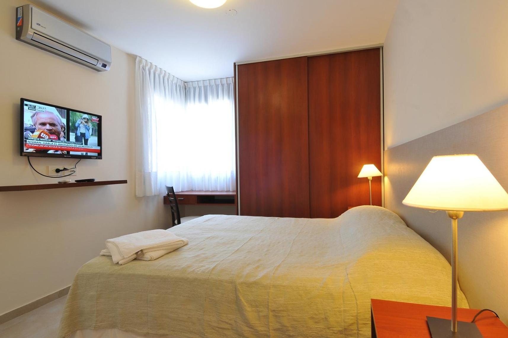 Avis Departamentos Peatonal *